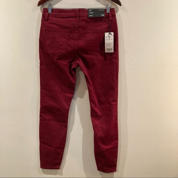 SILVER JEANS CO Sz 29 x 29  Skinny Mid-Rise Red NWT - Picture 8 of 8